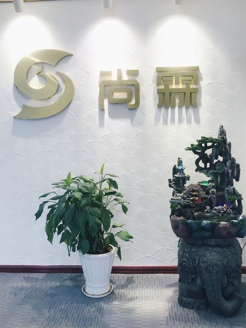 商务咨询的核心价值 连接发布广告、管理咨询、形象策划与公共关系